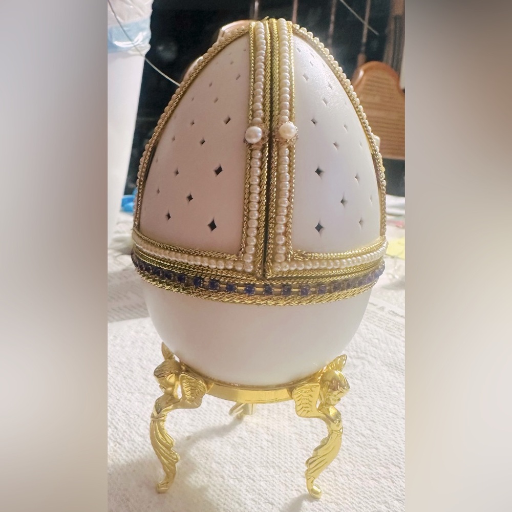 Religious nativity scene egg, music box and place silent night. Collectible